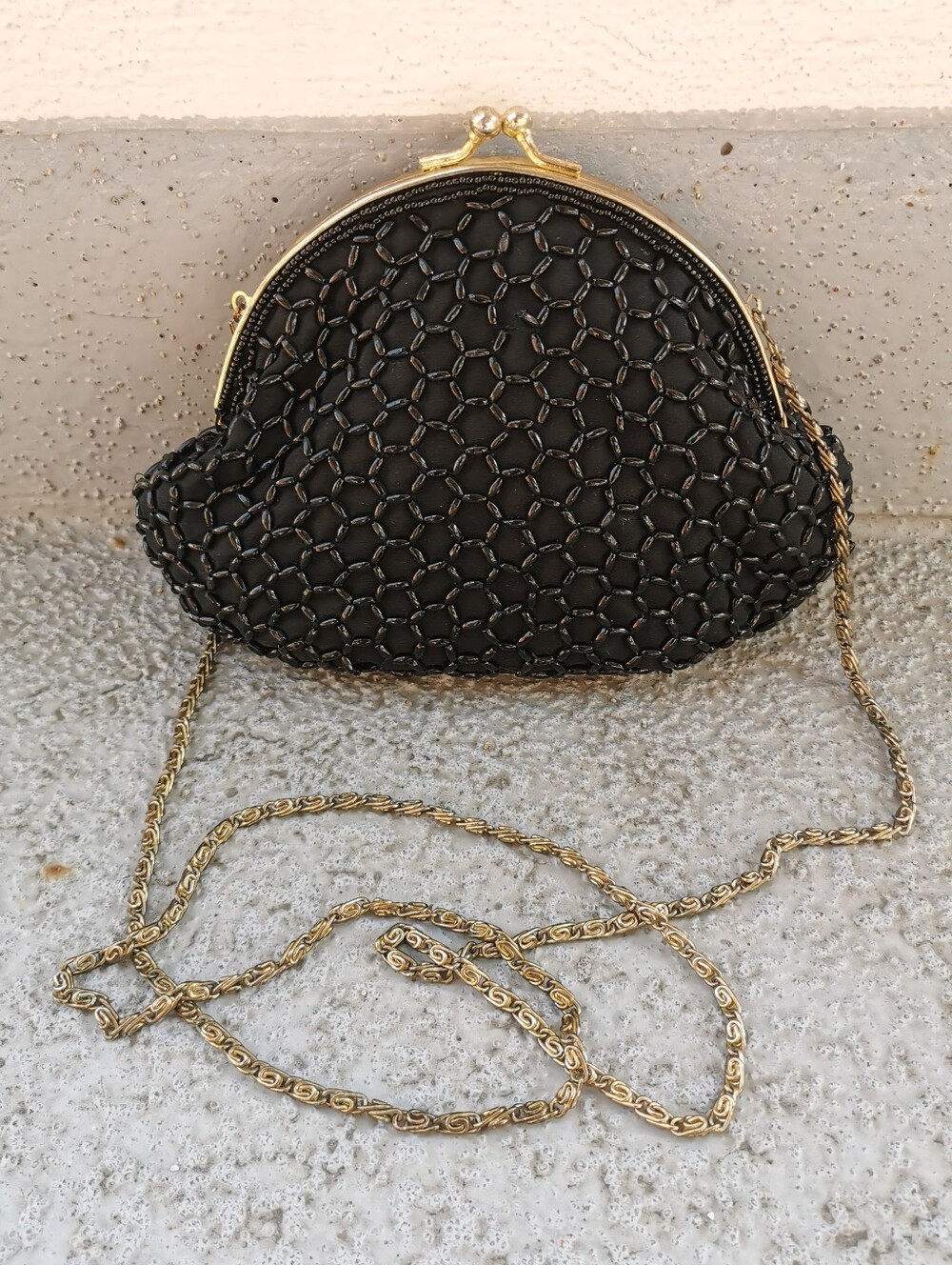 Vintage KAIHO Black Beaded Evening Bag – Gold-Tone Kiss-Lock & Chain